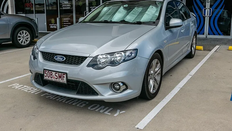 2011 Ford Falcon FG: Ford FG Falcon 2011 sedan 243 Hamilton Rd Chermside L1070088