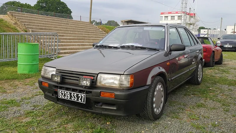 1986 Mazda 323 BF: Mazda 323 Turbo (BF)